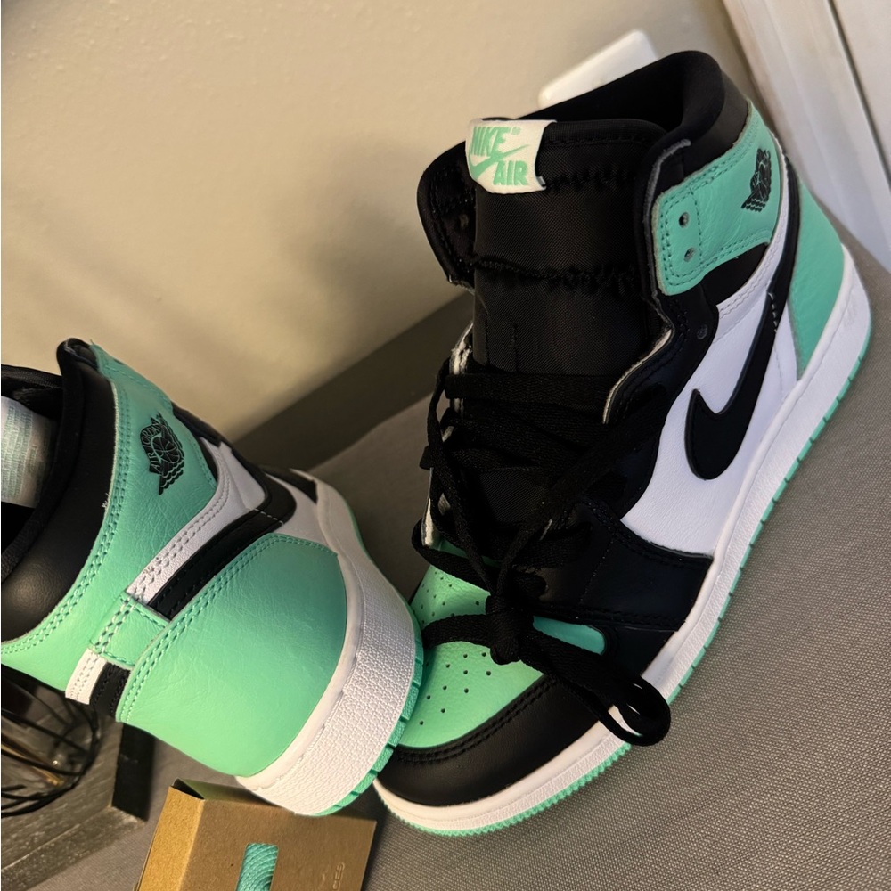 Nike Kids Sneakers - Black and Mint Green